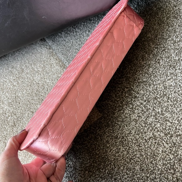 Vintage Gloves (4 prs) in Pink Quilted Long Glove Storage Box 40’s-50’s - Picture 10 of 13